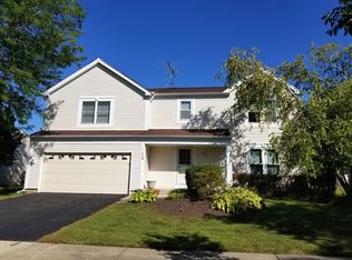1102 Hyannis Cir, Carol Stream, IL 60188