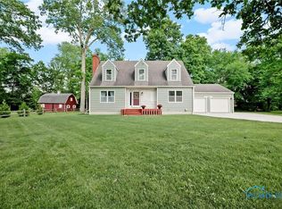 229 Hawthorn Dr, Archbold, OH 43502