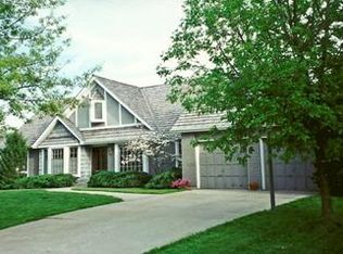 12705 Pembroke Ln, Leawood, KS 66209