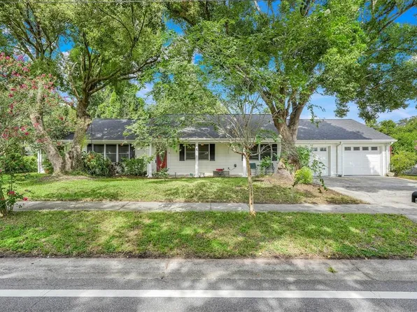 40 N Triplet Lake Dr, Casselberry, FL 32707