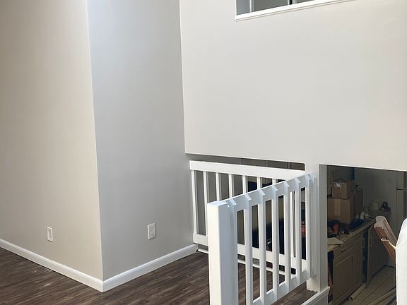 3rd image of 16 Imperial Dr #1