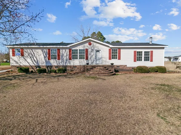 7929 Keener Rd, Clinton, NC 28328