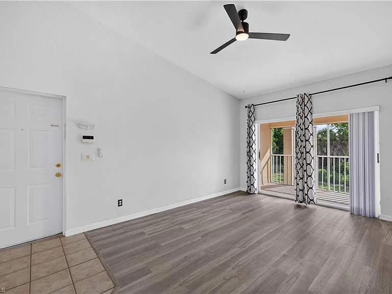 27103 Matheson Ave #206 — Photo 3