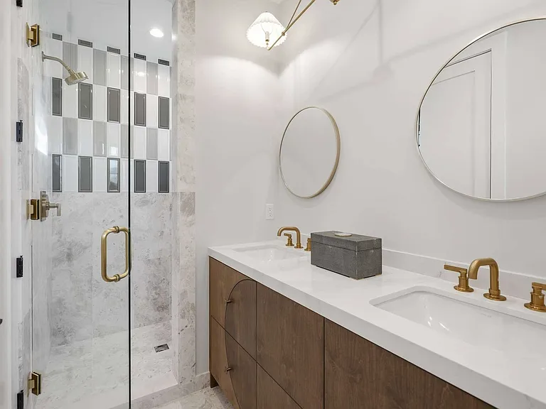 845 G Ave — Photo 14