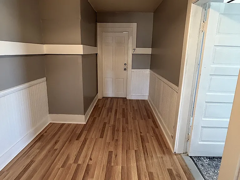 1076 Washington St #7 — Photo 6