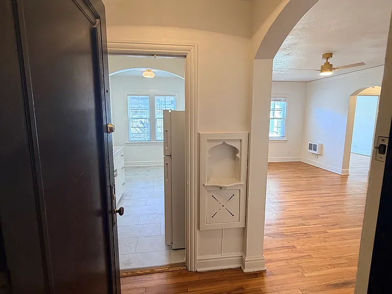 1275 N Washington St — Photo 14