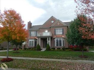 2184 Cameo Ct, Canton, MI