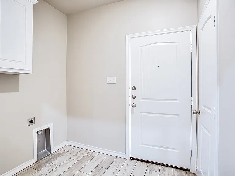 9803 Uvalde Ave #A — Photo 8