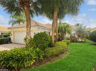 5480 Freeport Ln, Naples, FL 34119