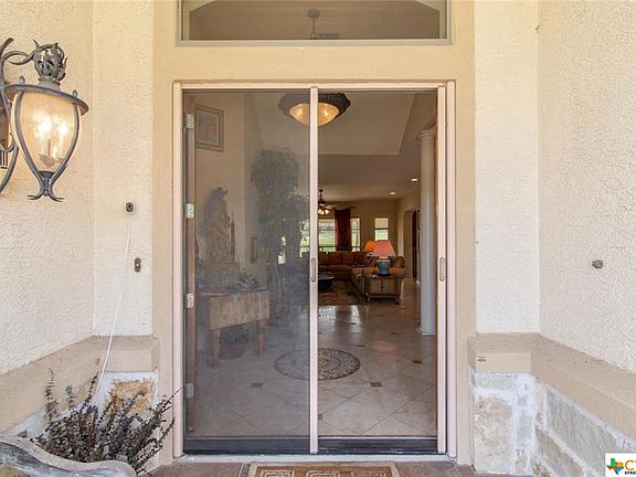 4th image of 1212 Fairway Cir