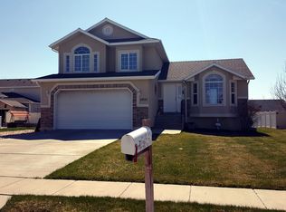 2937 W 2025 N, Clinton, UT 84015