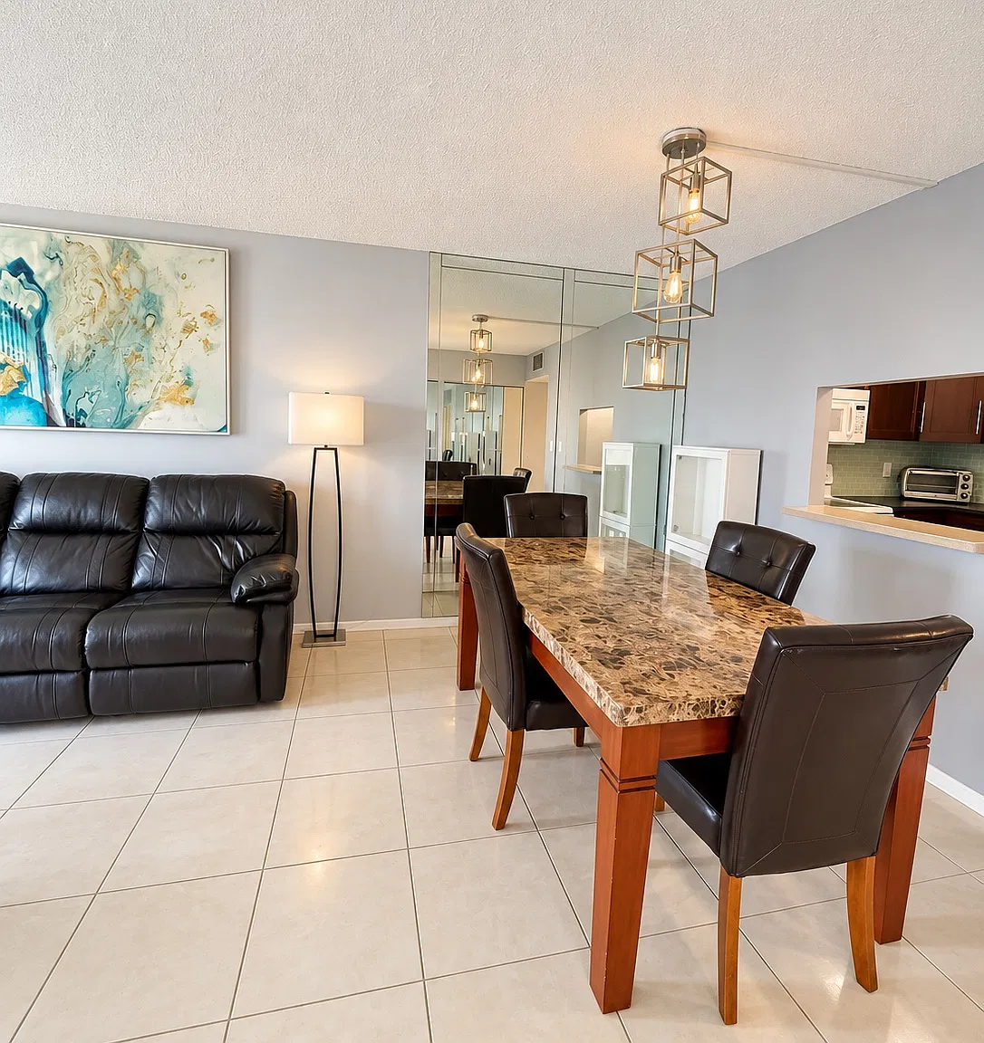 1 bed, 1.5 bath, 792 sqft, $1,400 — Photo 2