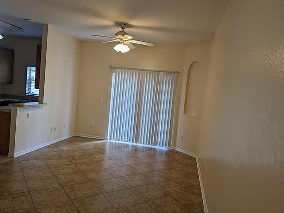 2nd image of 1631 Retreat View Cir
