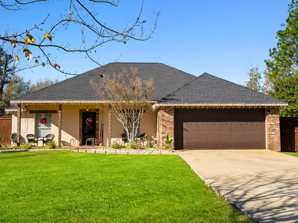 9 Lake Loop, Petal, MS 39465