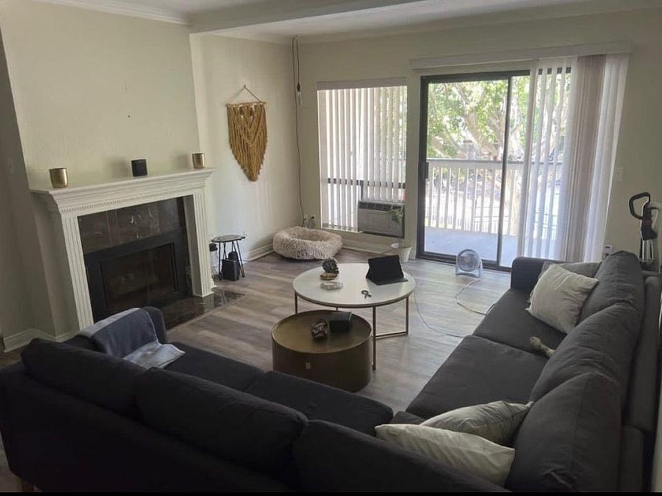 2nd image of 21372 Brookhurst St Unit 525