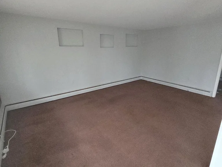 1356 Bloom Rd — Photo 4