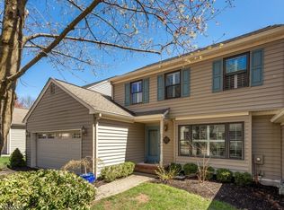 3 Forest Dale Dr, Morristown, NJ 07960