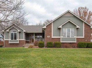 4951 N Shadow Ln, Wichita, KS 67219