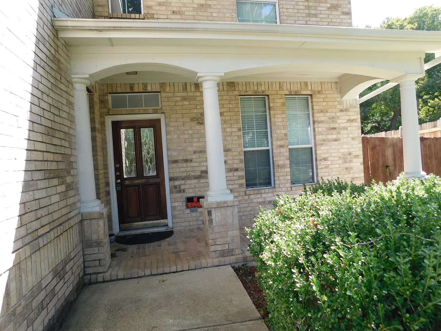4 bed, 3554 sqft, $3,150 — Photo 2