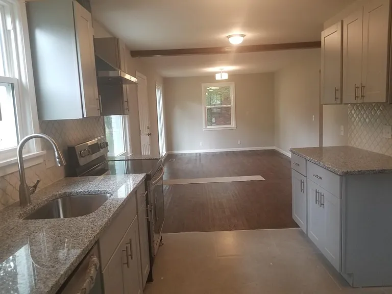 317 Tamworth Dr #317 — Photo 7