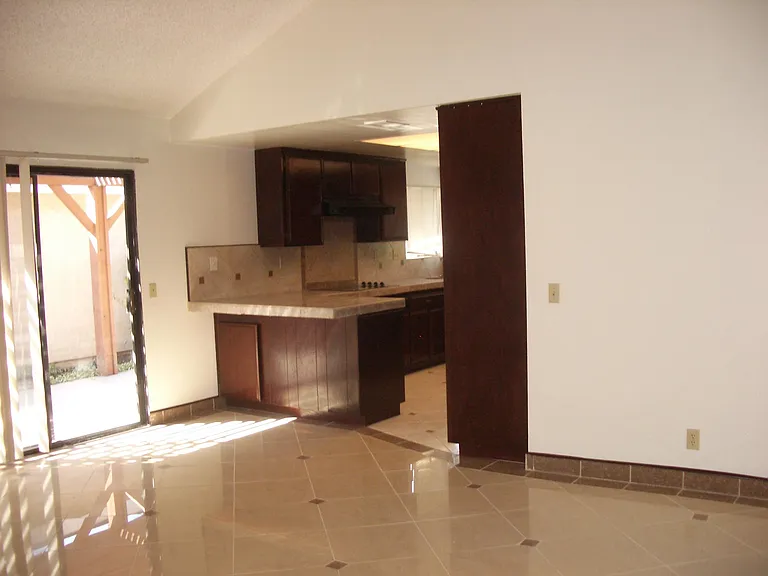 3125 Manistee Dr — Photo 6