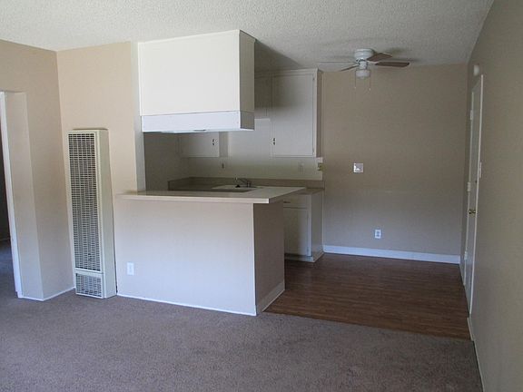 2nd image of 4500 N Lakewood Blvd APT 2