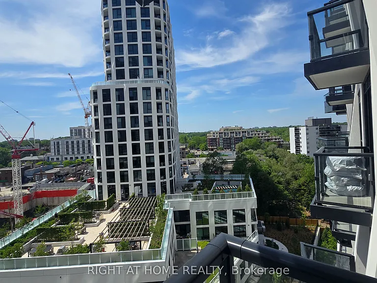 60 Central Park Dr #1007 — Photo 31