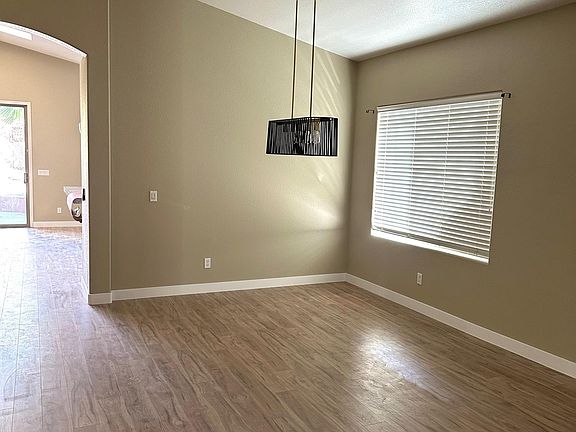 Living /dining room combo