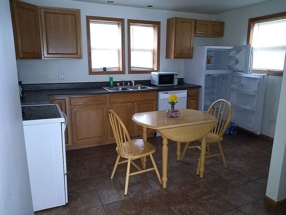 2nd image of 431 W Pierce St
