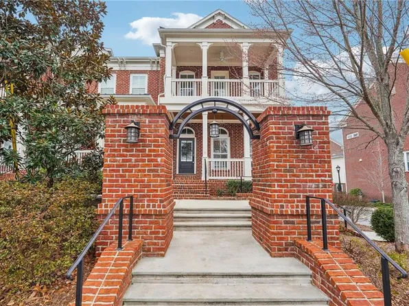 639 Brennan Dr, Decatur, GA 30033