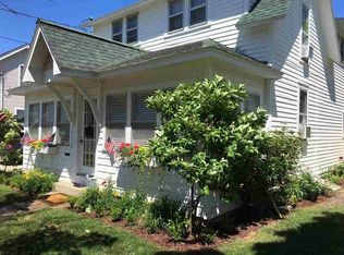 113 E Garfield Ave, Charlevoix, MI 49720