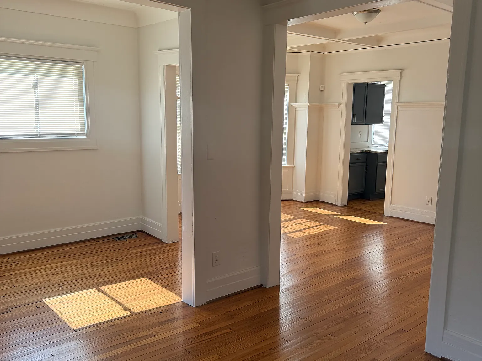 2 bed, 1500 sqft, $1,250 — Photo 3