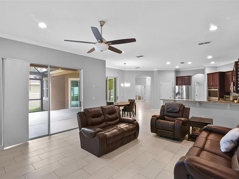410 Sauvignon Way — Photo 12