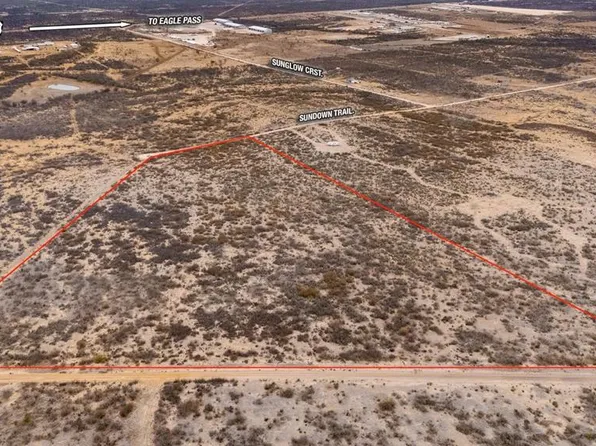 1001 S Sundown Trl, Eagle Pass, TX 78852