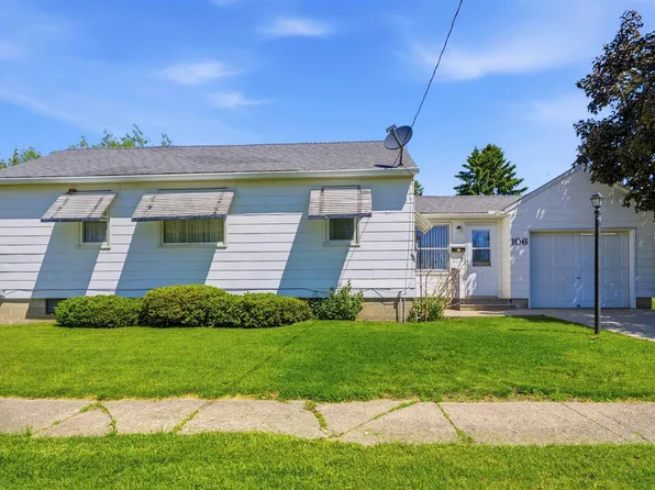 106 2nd Ave, Holland, IA 50642
