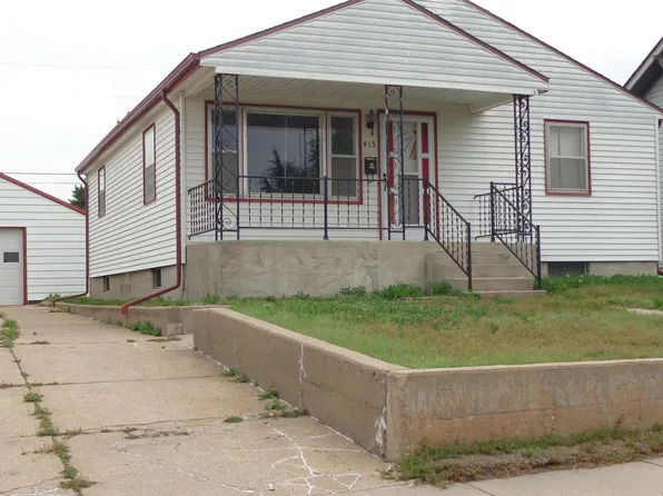 413 E 16th St, Hays, KS 67601