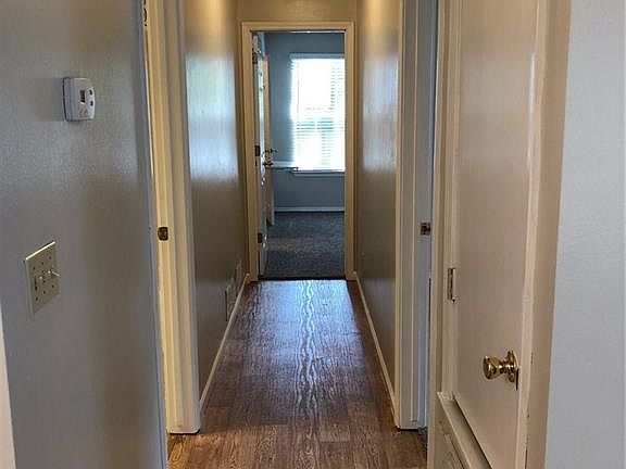 5th image of 2028 N Leverett Ave Unit 1B