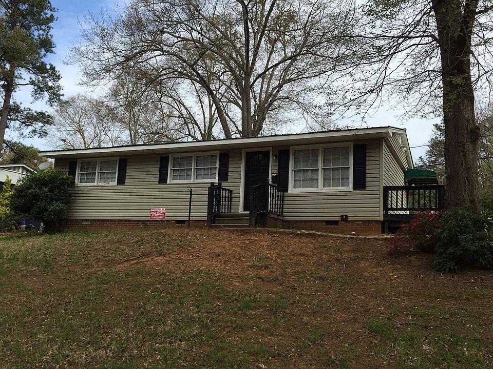 1st image of 302 Marion Ave