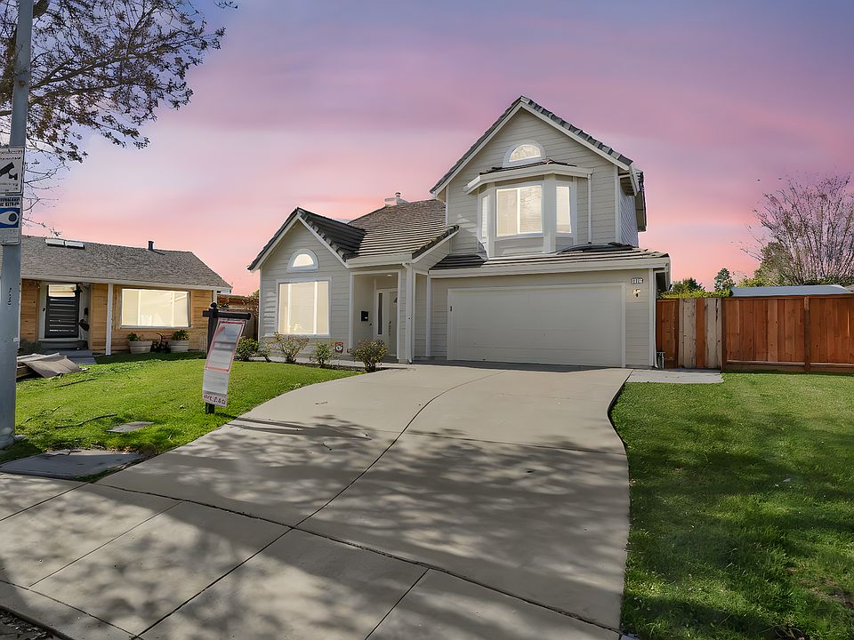 1st image of 3684 Wyndham Dr