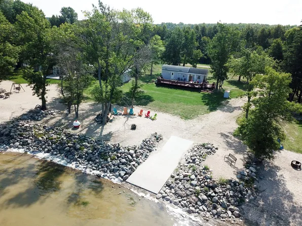 21139 Joas Beach Rd NE, Kelliher, MN 56650