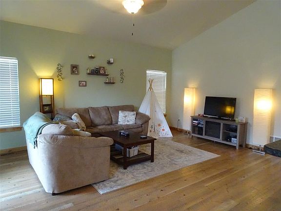 3rd image of 47 Voyager Ln Unit 47