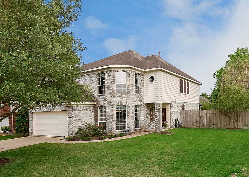 1st image of 16135 Cypress Point Dr