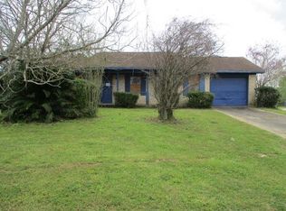 620 Flamingo Dr, Camilla, GA 31730