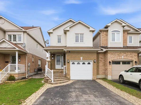 32 Samandria Ave, Whitby, ON L1R 2Z7