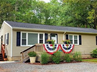 751 Tabernacle Rd, Mathews, VA 23109