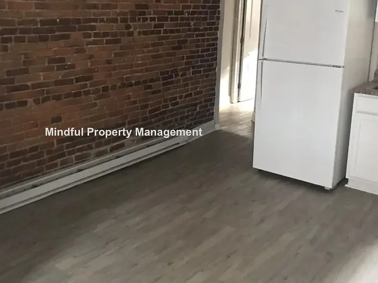 1308 Penn St #2 — Photo 11