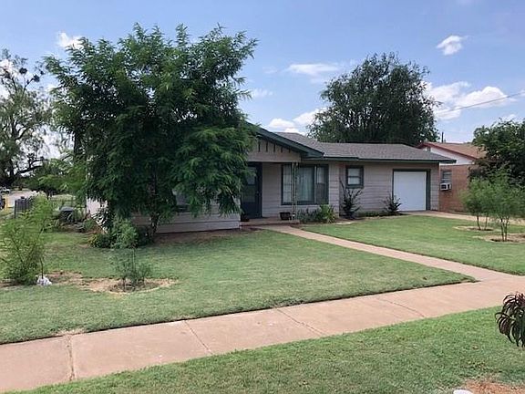 3rd image of 801 N McKinley Ave