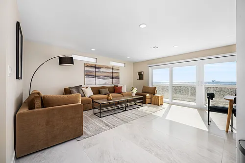 1211 Seal Way #B Photo 1