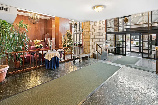 Sold by Keller Williams Realty Gold Coast | media 10