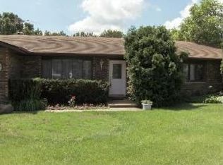 609 Porten Rd, McHenry, IL 60051
